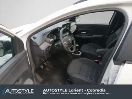 Photo 12 Dacia Jogger  1.0 ECO-G 100ch Extreme+ 7 places