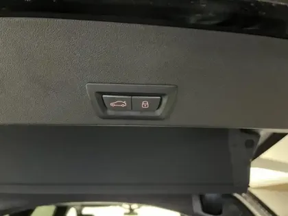 Photo 10 BMW Xm  50e 3.0 476ch