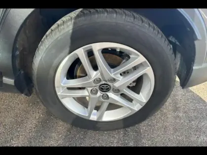 Photo 12 Toyota C-HR  122h Edition 2WD E-CVT MY20