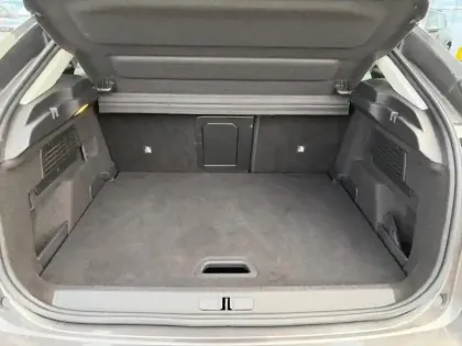 Photo 7 Citroën C4  1.2 Hybride 136ch S&S MAX Automatique