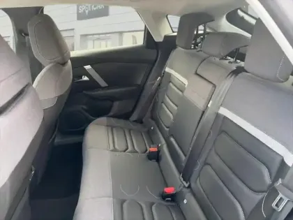 Photo 10 Citroën C4  1.2 Hybride 136ch S&S MAX Automatique