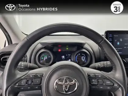 Photo 12 Toyota Yaris  116h Design 5p MY22