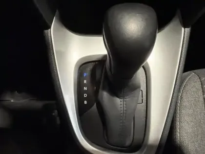 Photo 12 Toyota Yaris  Cross 116h Dynamic Business + Programme Beyond Zero Academy MY22