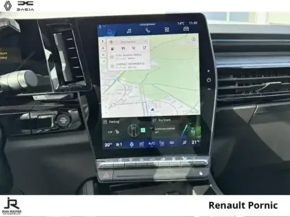 Photo 14 Renault Austral  ICONIC E-Tech full hybrid 200ch