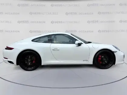 Photo 33 Porsche 911 Gén. V (991) Ph2 Carrera 4 GTS 2