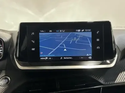 Photo 11 Peugeot 2008  1.2 PureTech 100ch S&S Allure