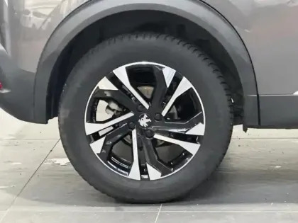 Photo 10 Peugeot 2008  1.2 PureTech 100ch S&S Allure