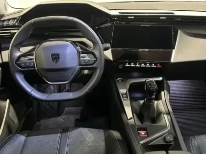 Photo 7 Peugeot 308  SW 1.2 PureTech 130ch S&S Allure