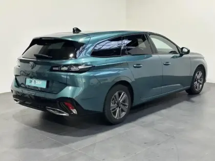 Photo 6 Peugeot 308  SW 1.2 PureTech 130ch S&S Allure