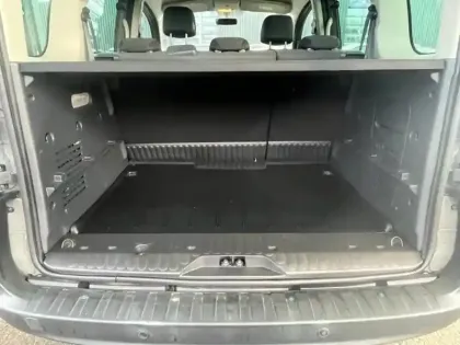 Photo 6 Renault Kangoo  1.5 dCi 110ch energy Extrem Euro6 5 PLACES