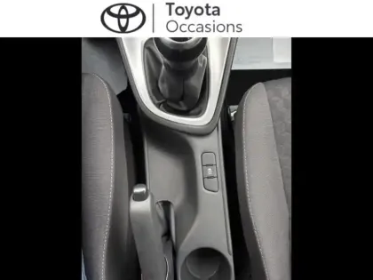 Photo 10 Toyota Yaris  70 VVT-i Dynamic Business 5p MY22