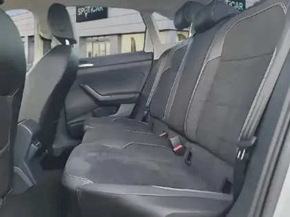 Photo 9 Volkswagen Taigo  1.0 TSI 110ch Style DSG7