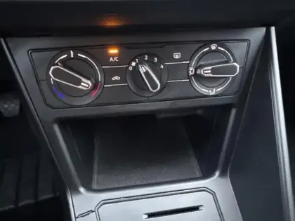 Photo 14 Volkswagen Polo  1.0 80ch Business