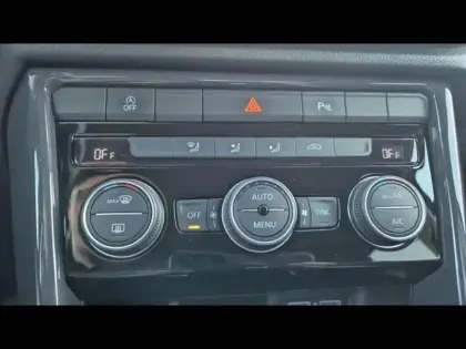 Photo 17 Volkswagen T-roc  1.5 TSI EVO 150ch Carat DSG7 Euro6d-T 117g