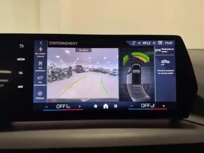 Photo 11 BMW Serie 1 Série 1 120A 170ch M Sport DKG7