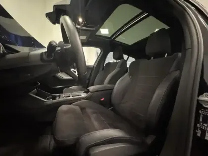 Photo 5 BMW Serie 1 Série 1 120A 170ch M Sport DKG7