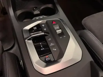 Photo 10 BMW Serie 1 Série 1 120A 170ch M Sport DKG7