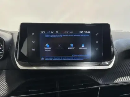 Photo 11 Peugeot 208  1.2 75  Active Clim Carplay Bluetooth USB