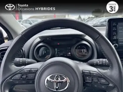 Photo 12 Toyota Yaris  116h Design 5p MY22