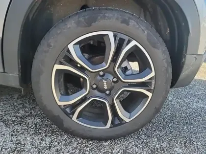 Photo 10 Jeep Avenger  1.2 Turbo T3 100ch MHEV Summit BVR6 eHybrid