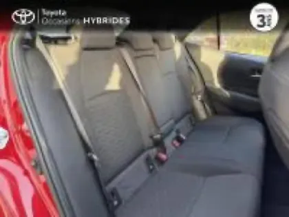 Photo 13 Toyota Corolla  122h Design