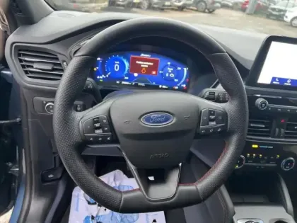 Photo 14 Ford Kuga  2.5 Duratec 190ch FHEV E85 ST-Line BVA