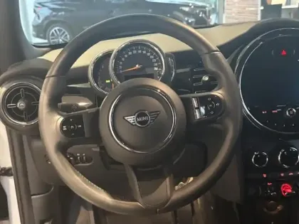 Photo 5 Mini Mini  Cooper 136ch Edition Premium BVA7