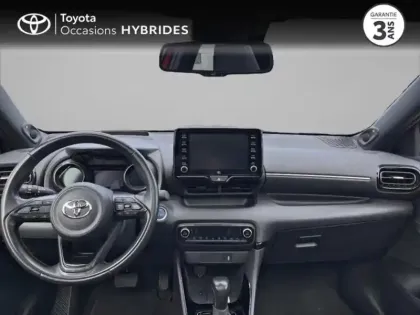 Photo 7 Toyota Yaris  116h Première 5p