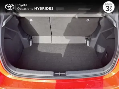 Photo 9 Toyota Yaris  116h Première 5p