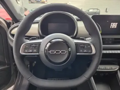 Photo 12 Fiat 600  1.2 Hybrid 136ch Pack Confort & Style DCT6