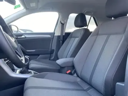 Photo 11 Volkswagen T-roc  1.0 TSI 116ch VW Edition