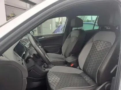 Photo 8 Volkswagen Tiguan  1.4 eHybrid 245ch R-Line DSG6