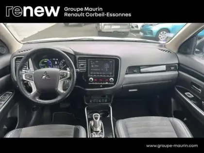 Photo 12 Mitsubishi Outlander  PHEV Twin Motor Intense 4WD Euro6d-T EVAP 5cv