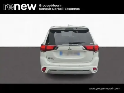 Photo 5 Mitsubishi Outlander  PHEV Twin Motor Intense 4WD Euro6d-T EVAP 5cv