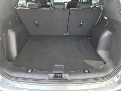 Photo 5 Ford Kuga  2.5 Duratec 180ch Hybrid FlexiFuel Titanium Business Powershift