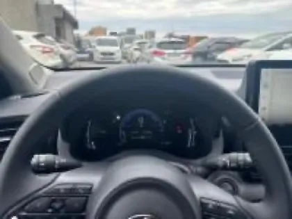 Photo 9 Toyota Yaris  116h Design 5p MY25