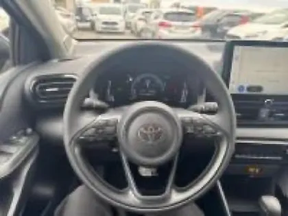 Photo 5 Toyota Yaris  116h Design 5p MY25