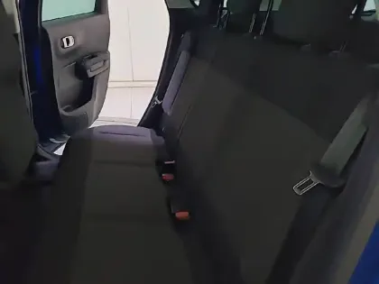 Photo 11 Citroën C3 Aircross  BlueHDi 120 S&S EAT6