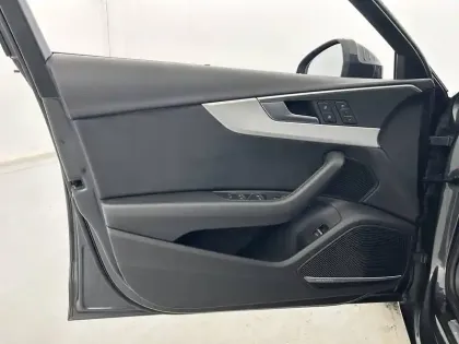 Photo 40 Audi A4  2.0 TFSI 252 S tronic 7 Quattro