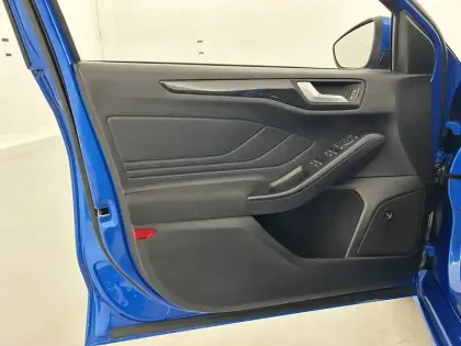 Photo 84 Ford Focus  1.0 EcoBoost 125 S&S