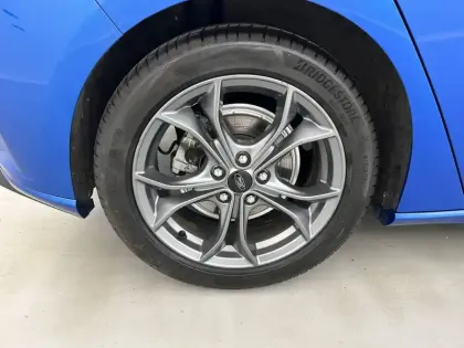 Photo 98 Ford Focus  1.0 EcoBoost 125 S&S