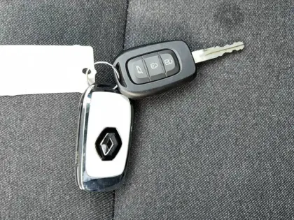 Photo 19 Renault Clio  TCe 90