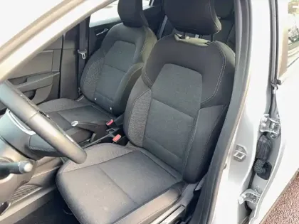 Photo 8 Renault Clio  TCe 90