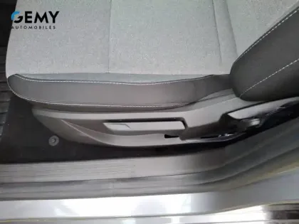 Photo 20 Renault Clio  E-Tech full hybrid 145 ch GSR2