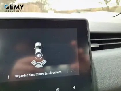 Photo 28 Renault Clio  E-Tech full hybrid 145 ch GSR2