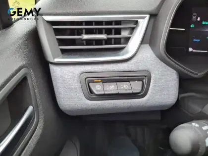 Photo 21 Renault Clio  E-Tech full hybrid 145 ch GSR2