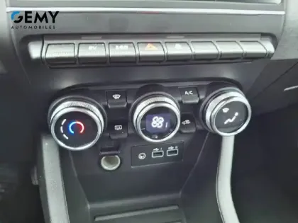 Photo 27 Renault Clio  E-Tech full hybrid 145 ch GSR2