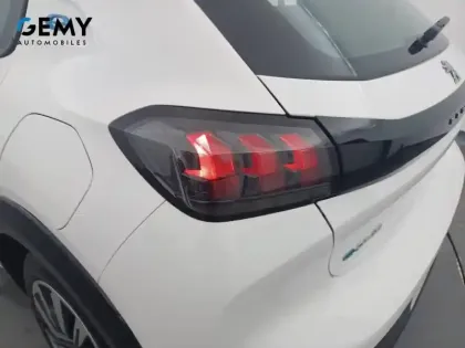 Photo 16 Peugeot 208  Electrique 50 kWh 136ch