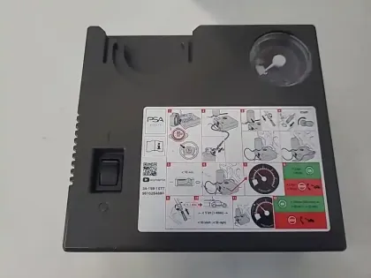 Photo 17 Peugeot 208  Hybrid 100 e-DCS6