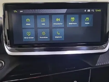 Photo 23 Peugeot 208  Hybrid 100 e-DCS6